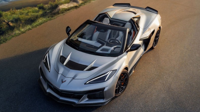 Chevrolet Corvette ZR1X Quail Silver Limited Edition
