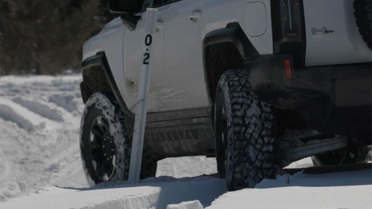 GMC Hummer EV King Crab Feature