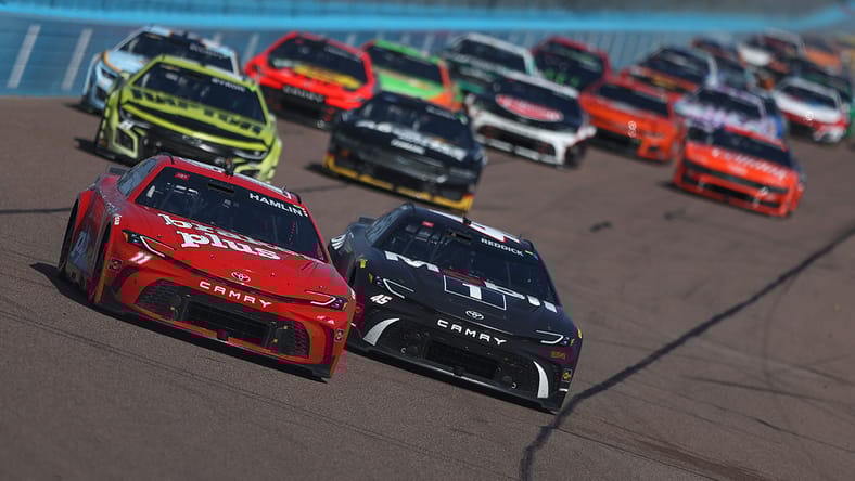 nascar phoenix