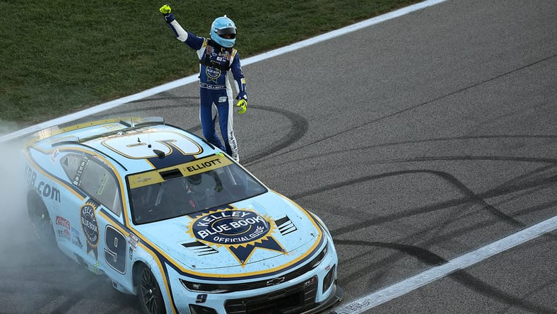 Chase Elliott at Kansas