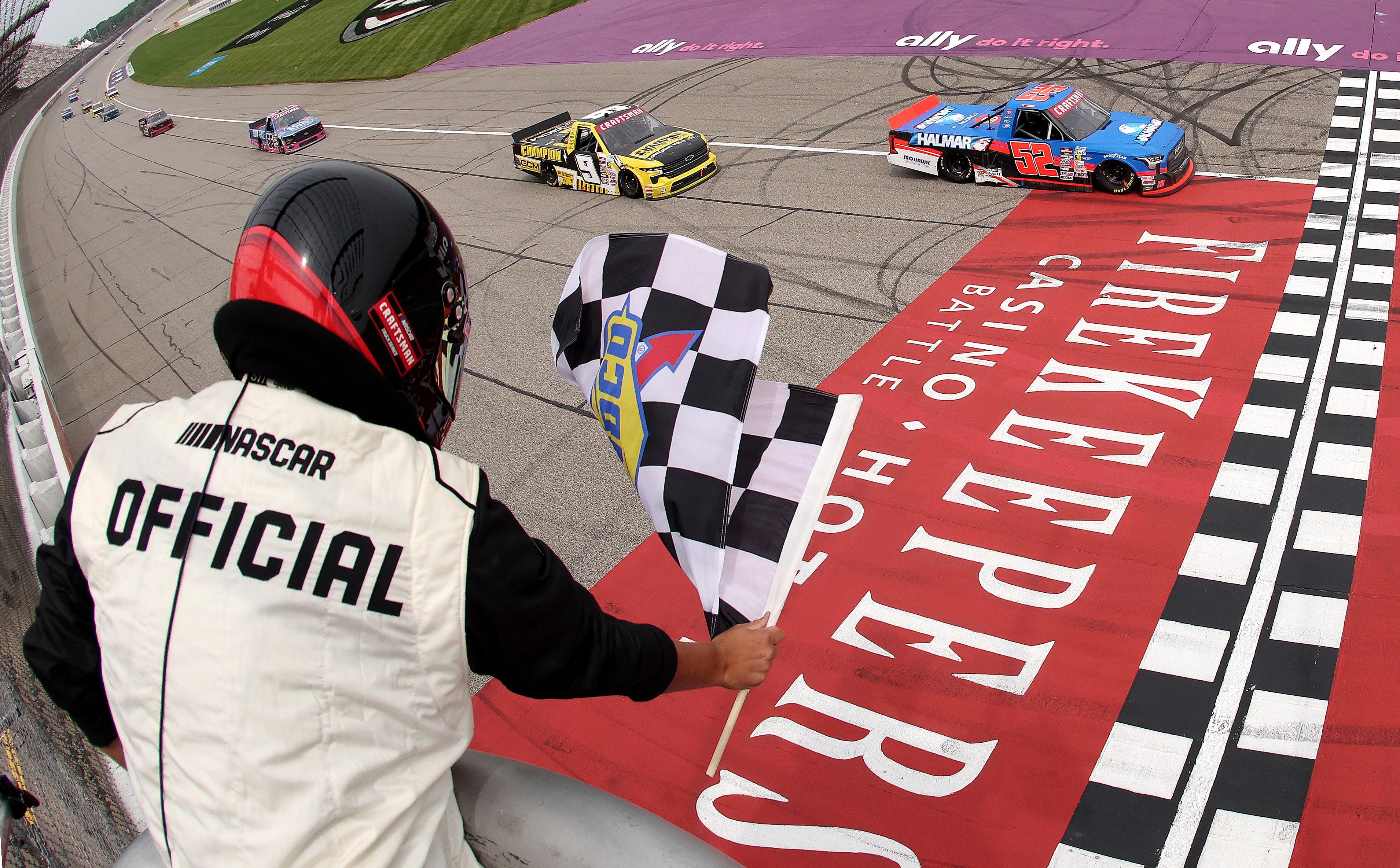 Stewart Friesen Wins at Michigan