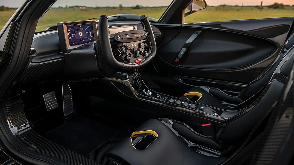 venom roadster cabin
