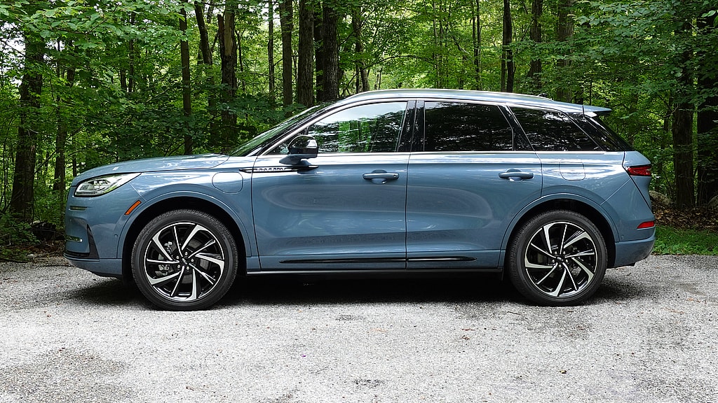 corsair grand touring