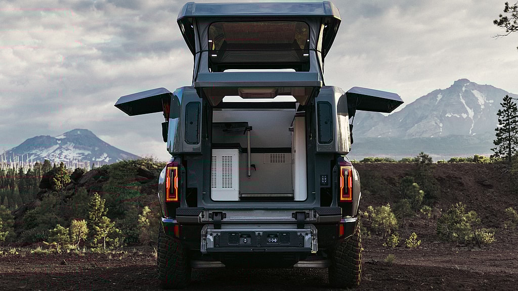 earthcruiser hummer back door