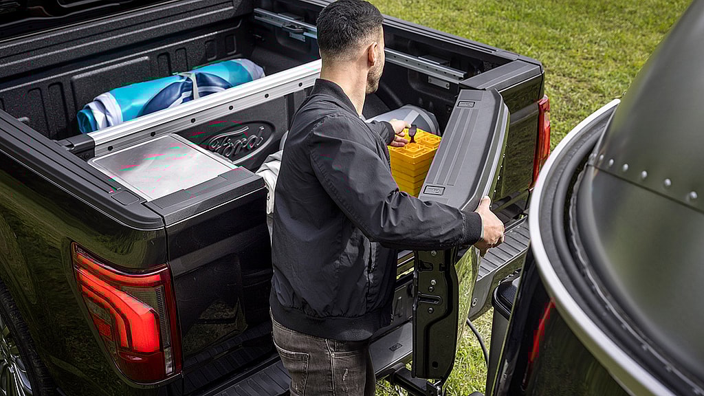 tailgate towing
