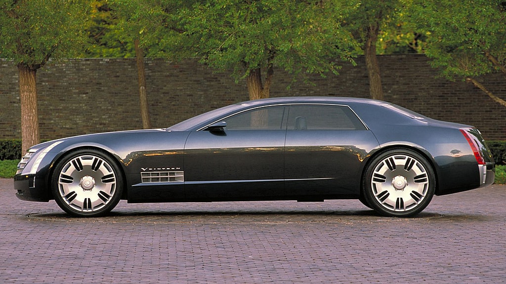 cadillac sixteen side