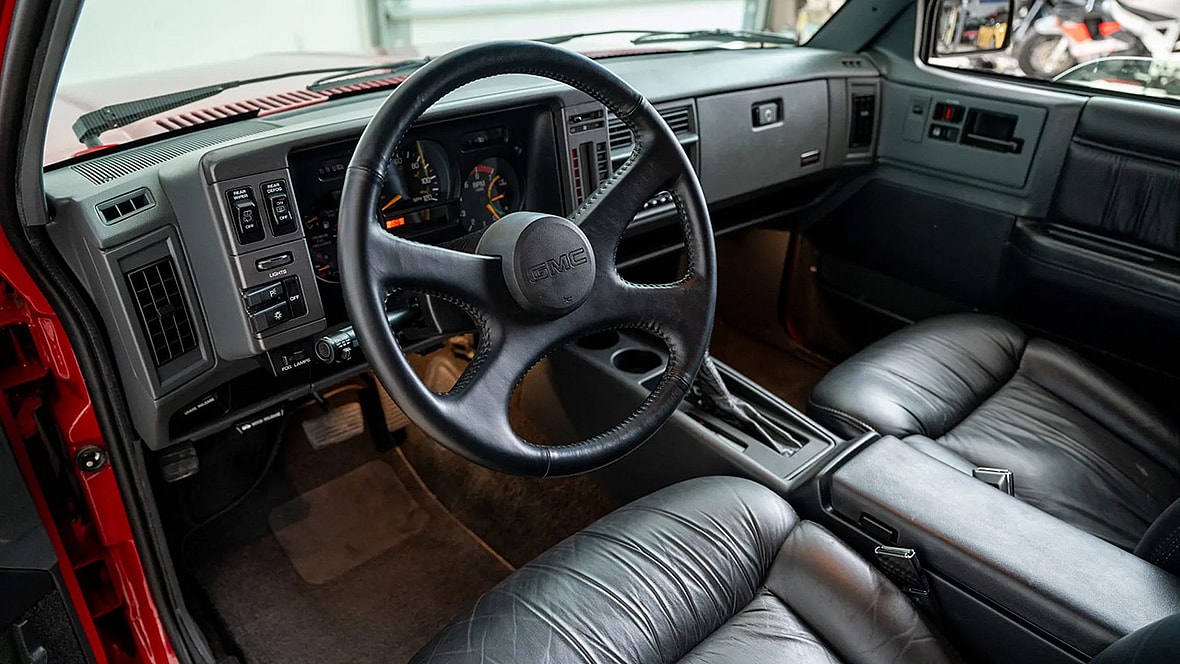 1993 GMC Typhoon