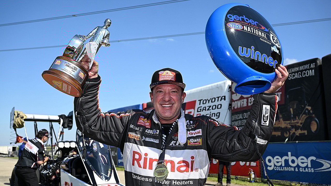 Tony Stewart at Route 66 Nationals