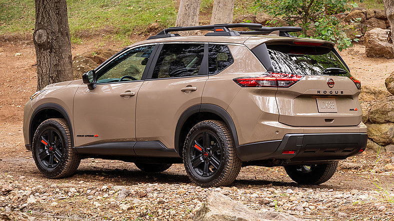 2025 Nissan Rogue Rock Creek