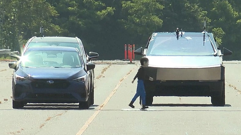 Tesla Cybertruck IIHS Pedestrian Test