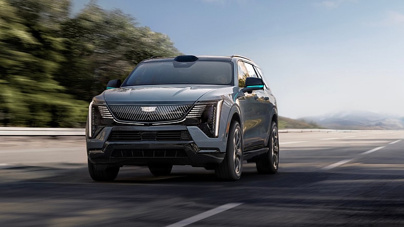 2028 Cadillac Escalade IQ