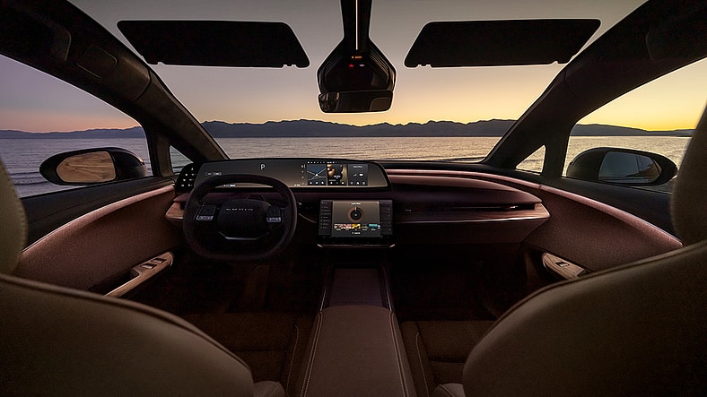 Lucid Gravity Touring