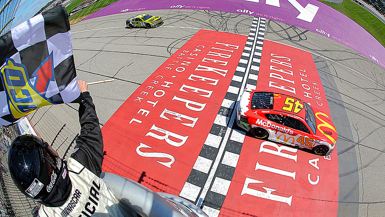 FireKeepers Casino 400