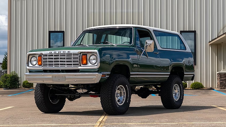 Dodge Ramcharger