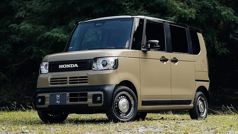 The Honda N-Box Turbo Joy is an Kei Car Sold in Japan