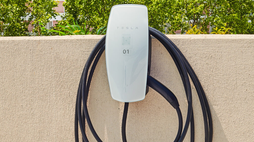 hilton tesla charger