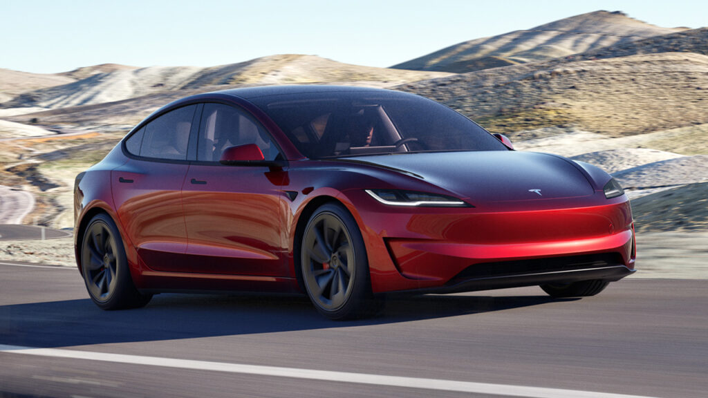 model 3 p