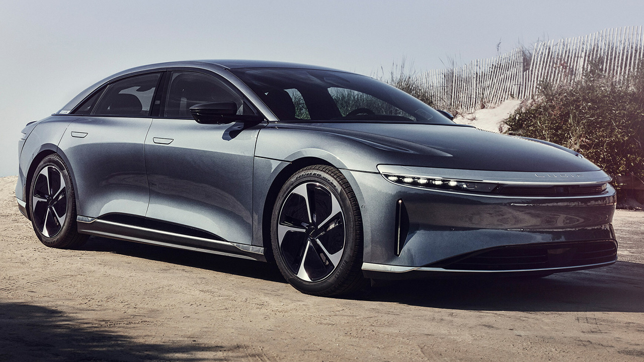 lucid air pure rwd