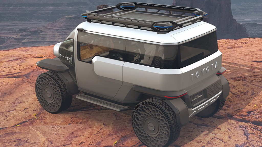 toyota lunar top