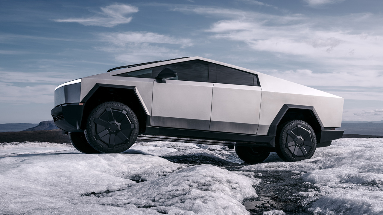 cybertruck snow