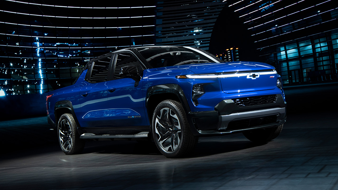 silverado ev rst