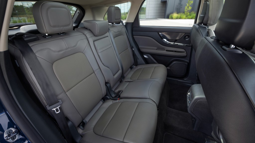 corsair rear seats