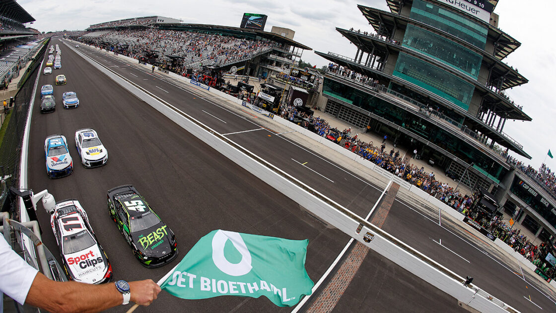 2024 Brickyard 400 start