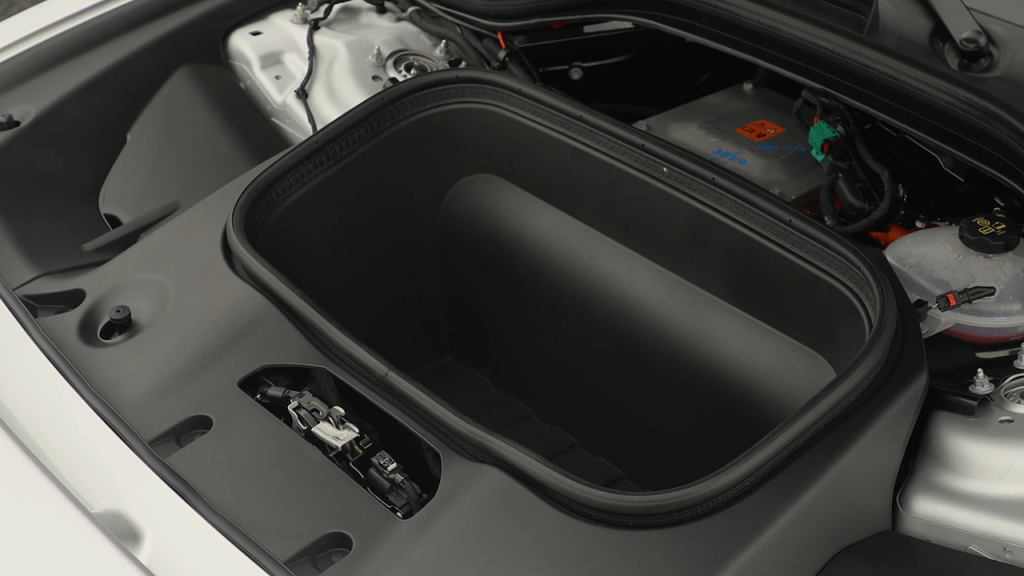 charger frunk