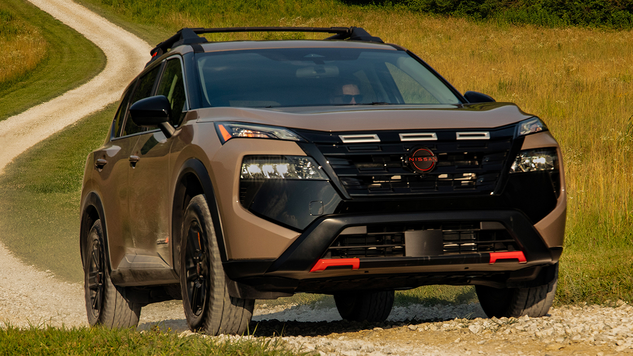 2025 Nissan Rogue Revealed With Rock Creek Model, Invisible Hood And ...