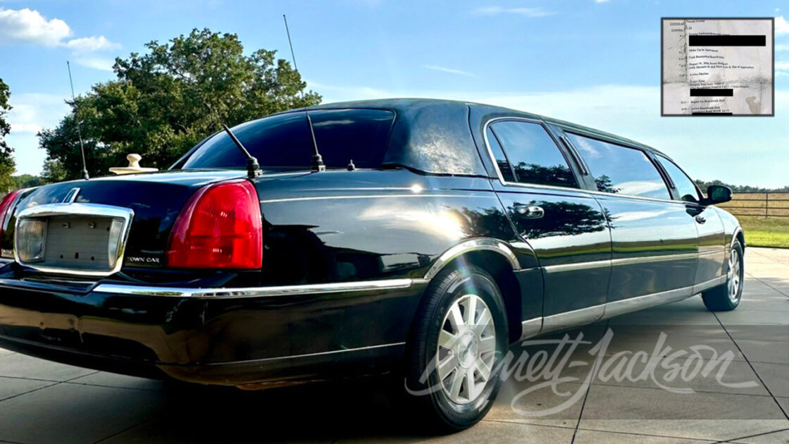 Donald Trump's 2004 Lincoln Town Car