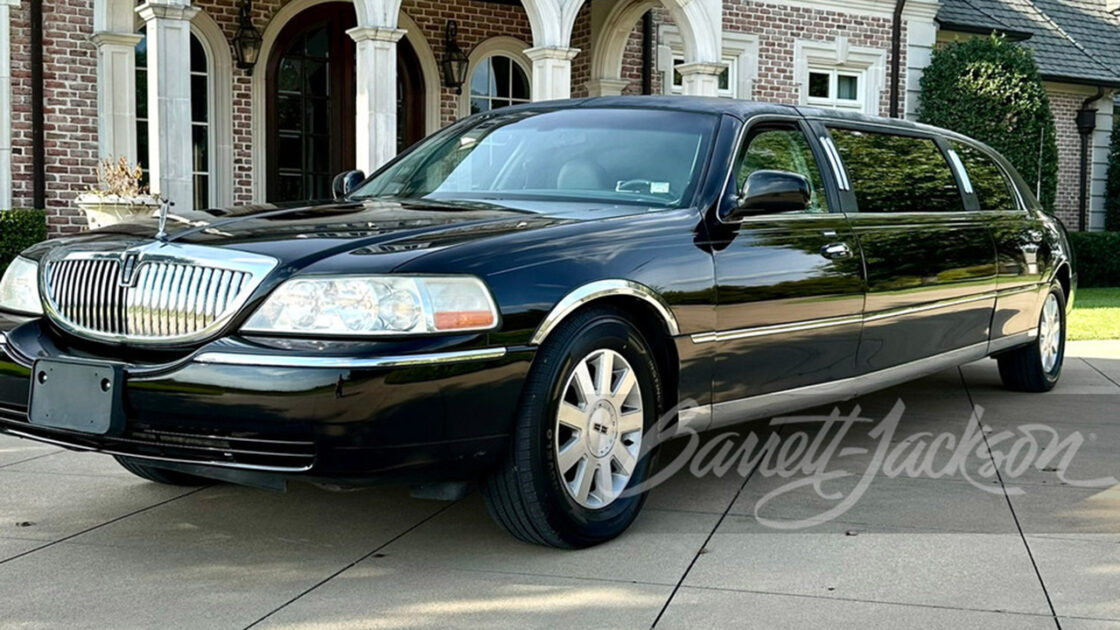 Donald Trump's 2004 Lincoln Town Car