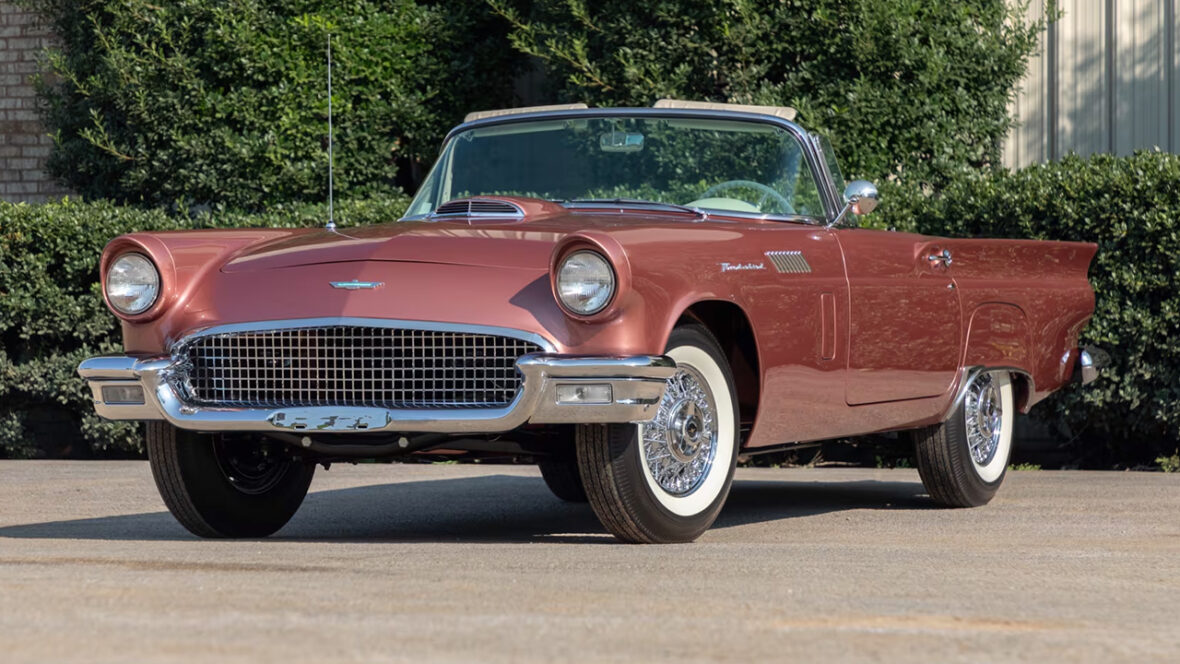 1957 Ford Thunderbird