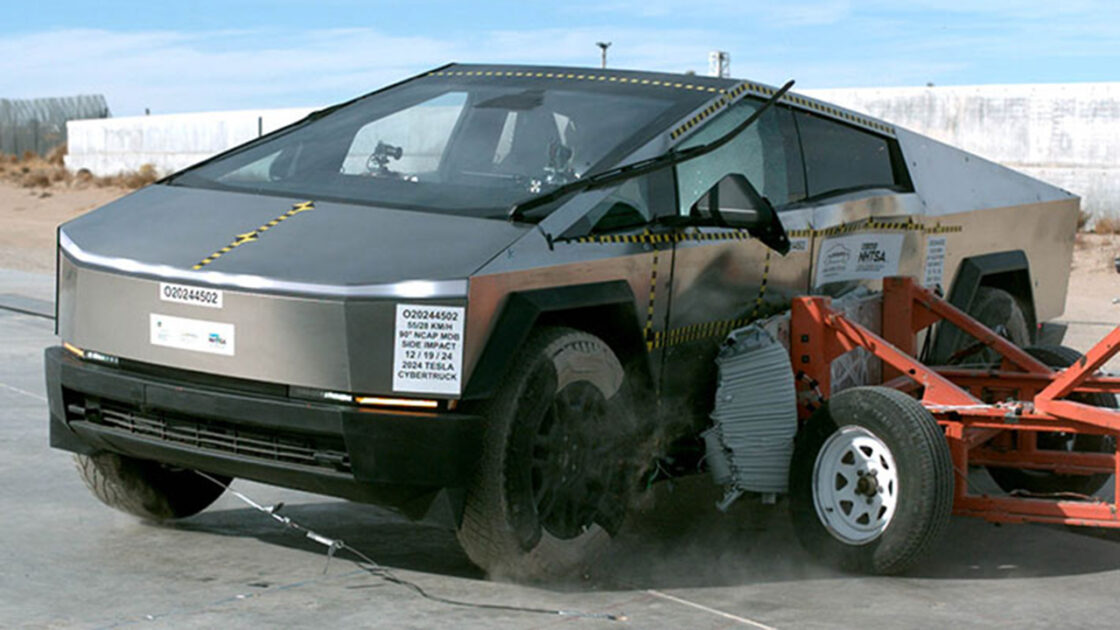 Tesla Cybertruck Crash Test