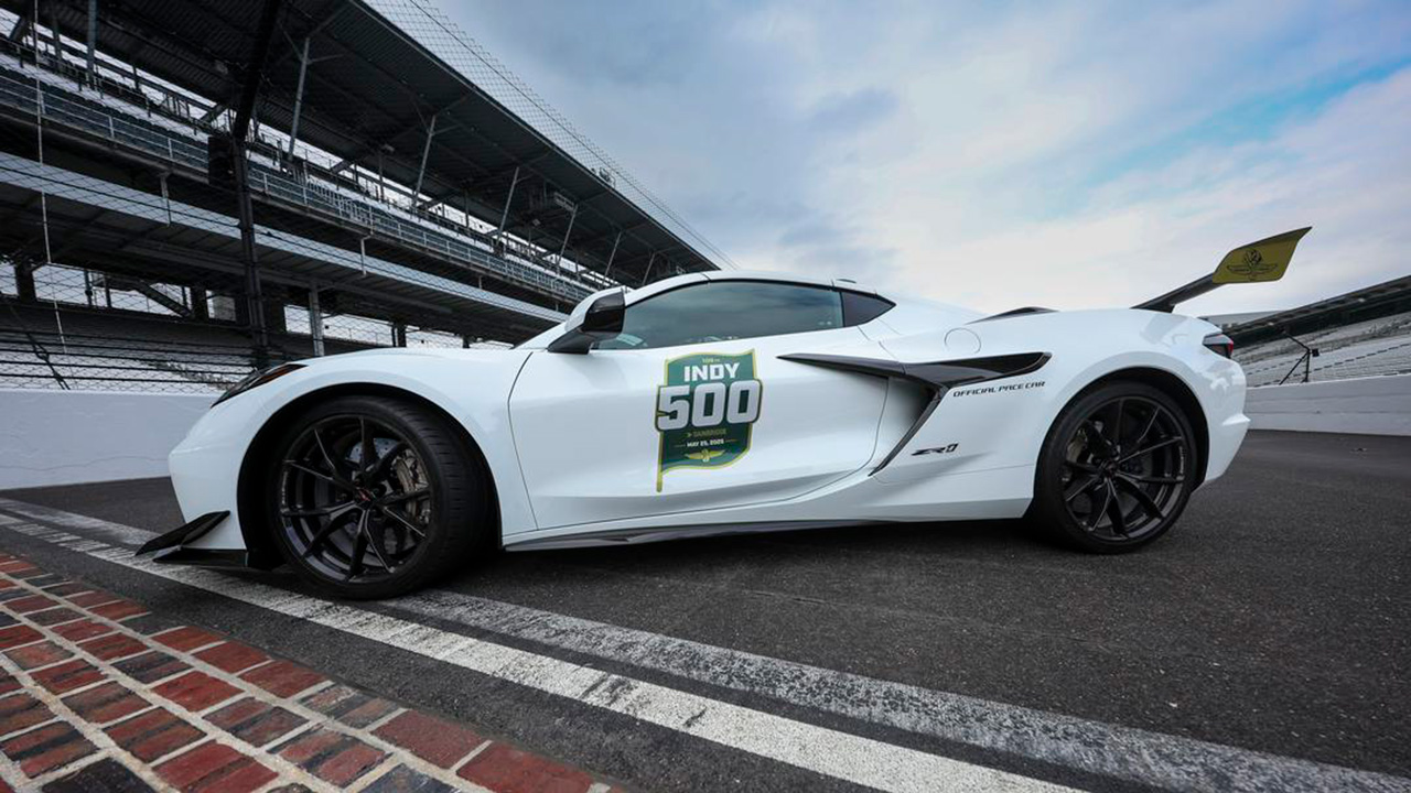 Corvette ZR1 Indy 500 Pace Car