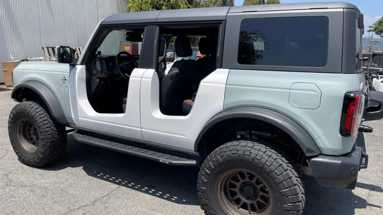 Anderson Composites Bronco Roadster Doors