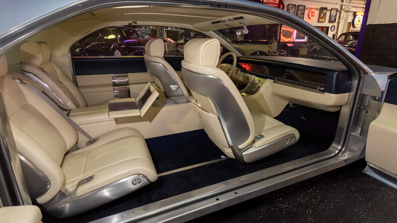 2002 Lincoln Continental Concept
