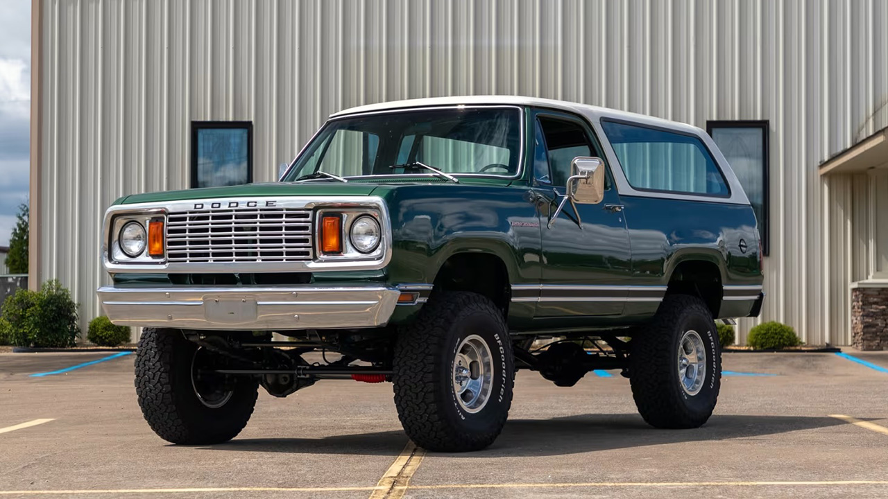 Dodge Ramcharger