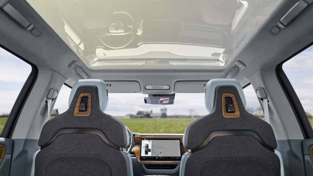 rivian panoramic roof