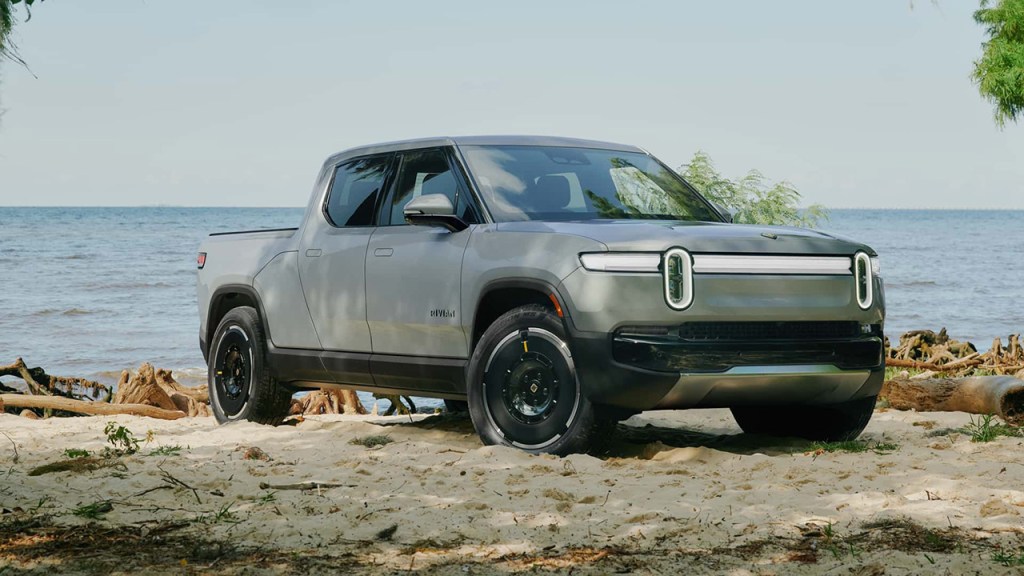 2025 rivian r1t