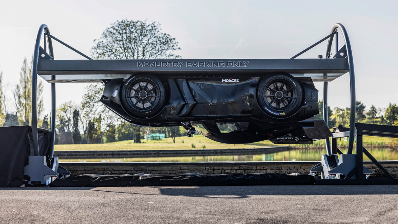 McMurtry Spéirling Upside Down