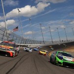 Chase Briscoe and Kyle Busch leading the Daytona 500 field.