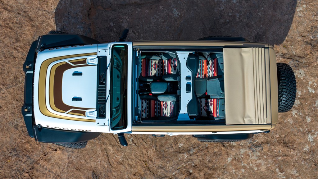 Jeep Wrangler Laredo Concept top view