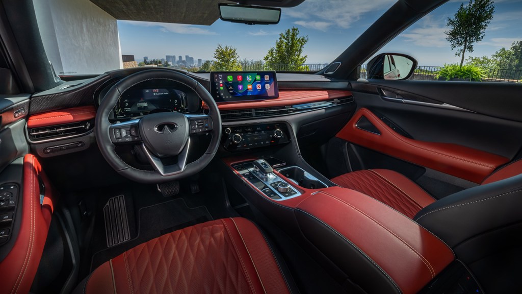 Infiniti QX65 interior