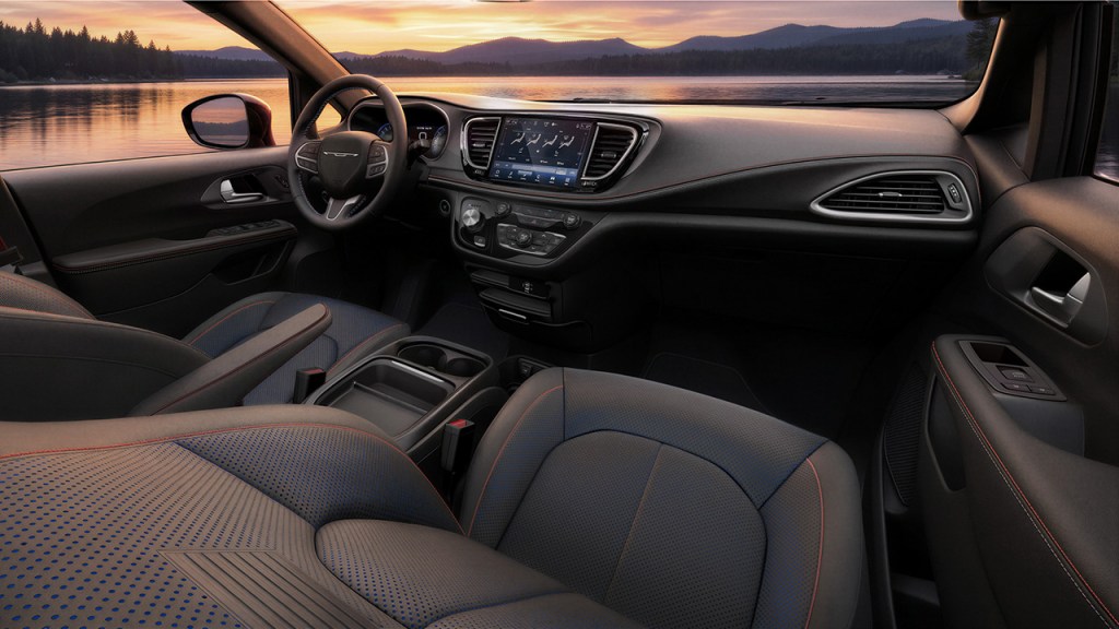 Chrysler Pacifica America 250 interior