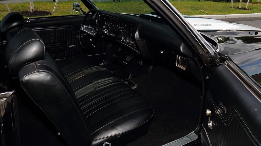 1970 Chevrolet Chevelle LS6 interior