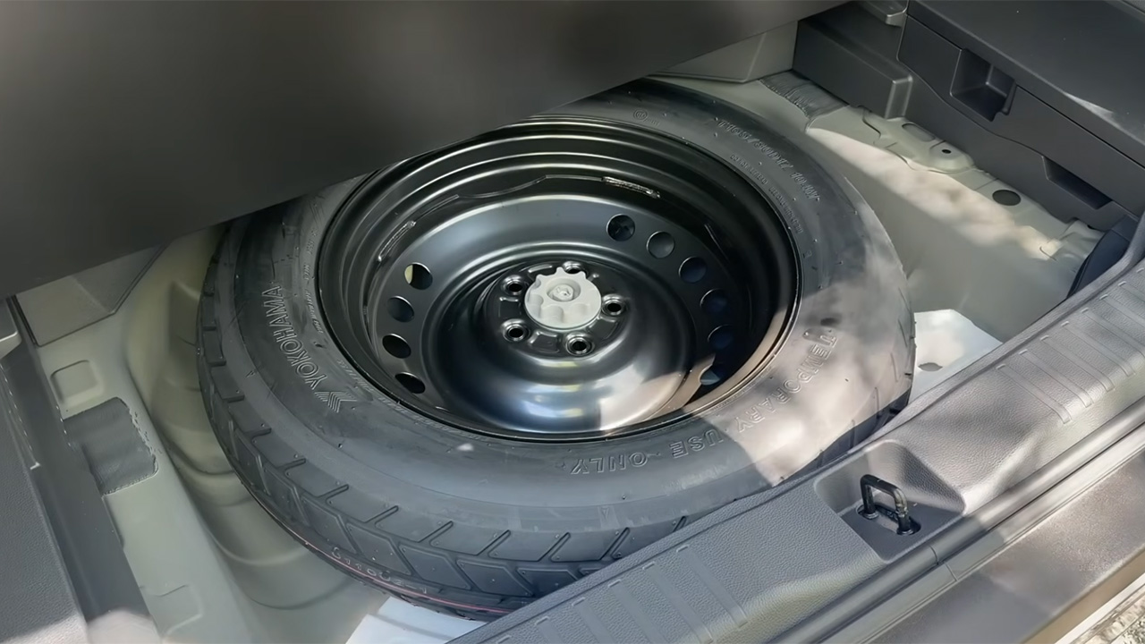 I'll Never Own A Car Without A Spare Tire Again After What Just Happened To Me